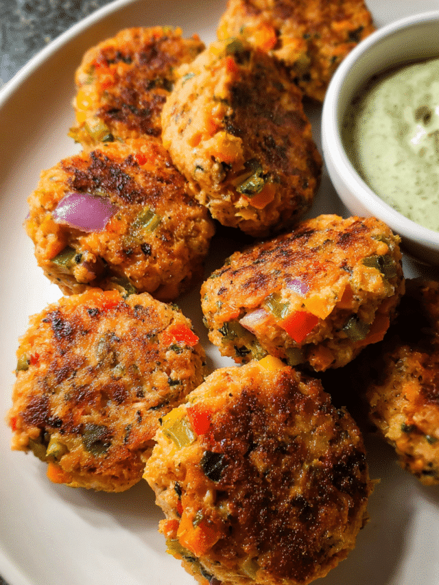 cropped-Baked-Salmon-Cakes1.png